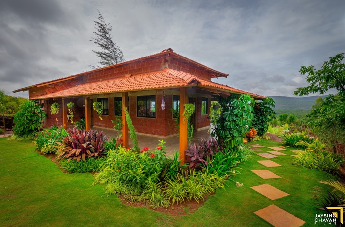 Radhanagari backwaters near resort